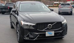 2025 Volvo XC60 B5 Plus Dark Theme
