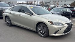 2025 Lexus ES 300h Luxury