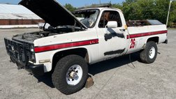 1986 Chevrolet 1 TON 4X4 6.2 AUTO BUILDER SPECIAL PARTS