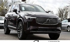2025 Volvo XC90 T8 Plus Bright Theme 7P