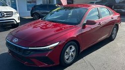 2025 Hyundai Elantra SE