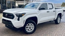 2025 Toyota Tacoma SR