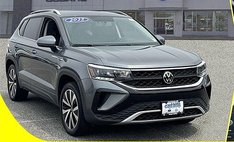 2022 Volkswagen Taos SE 4Motion