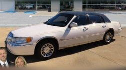 2000 Lincoln Town Car Signature