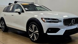 2023 Volvo V60 Cross Country B5 Plus