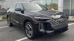 2025 Audi Q5 quattro Premium TFSI