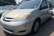 2006 Toyota Sienna LE 7 Passenger
