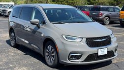 2023 Chrysler Pacifica Hybrid Touring L