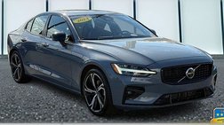 2024 Volvo S60 B5 Ultimate Dark Theme