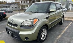 2010 Kia Soul +