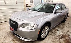 2017 Chrysler 300 Limited