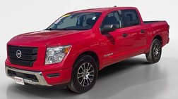 2022 Nissan Titan SV