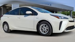 2020 Toyota Prius LE