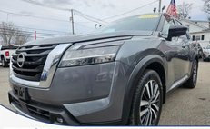 2022 Nissan Pathfinder Platinum
