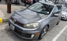 2010 Volkswagen GTI Base PZEV