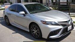 2022 Toyota Camry Hybrid SE