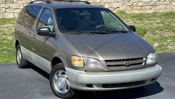 1999 Toyota Sienna LE