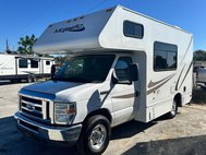 2017 Ford E-Series E-350 SD