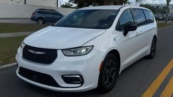 2024 Chrysler Pacifica Hybrid S Appearance