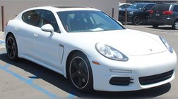 2016 Porsche Panamera Standard