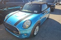 2018 MINI Convertible Cooper