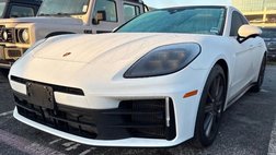 2025 Porsche Panamera 4