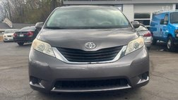 2014 Toyota Sienna LE FWD 8-Passenger V6