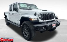 2026 Jeep Gladiator Sport S