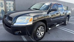 2008 Mitsubishi Raider LS