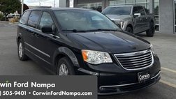 2014 Chrysler Town and Country Touring