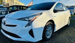 2017 Toyota Prius Three Touring