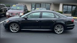 2018 Volkswagen Passat R-Line
