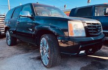 2005 Cadillac Escalade Base