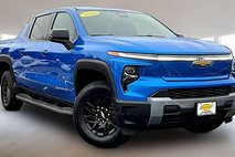 2025 Chevrolet Silverado EV LT