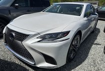 2018 Lexus LS 500h Base