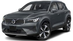 2025 Volvo XC40 B5 Plus Dark Theme