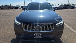 2021 Volvo XC90 T6 Momentum 7-Passenger