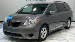 2017 Toyota Sienna LE