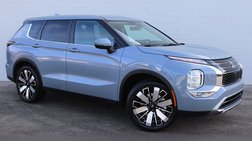 2026 Mitsubishi Outlander SE