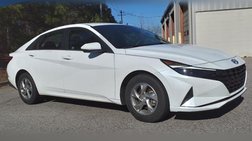 2022 Hyundai Elantra SE
