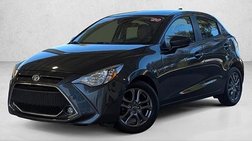 2020 Toyota Yaris Hatchback LE