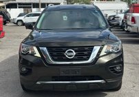 2017 Nissan Pathfinder SL