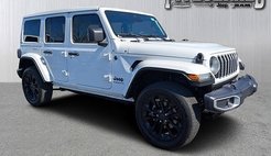 2025 Jeep Wrangler Sahara 4xe