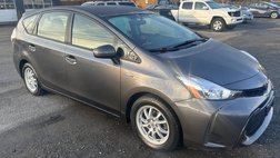 2016 Toyota Prius v Two