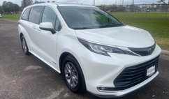 2021 Toyota Sienna XLE