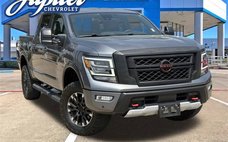 2023 Nissan Titan PRO-4X