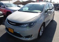 2017 Chrysler Pacifica Touring L FWD