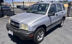 2001 Chevrolet Tracker Base