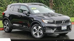 2025 Volvo XC40 B5 Core Bright Theme