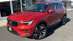 2025 Volvo XC40 B5 Plus Bright Theme